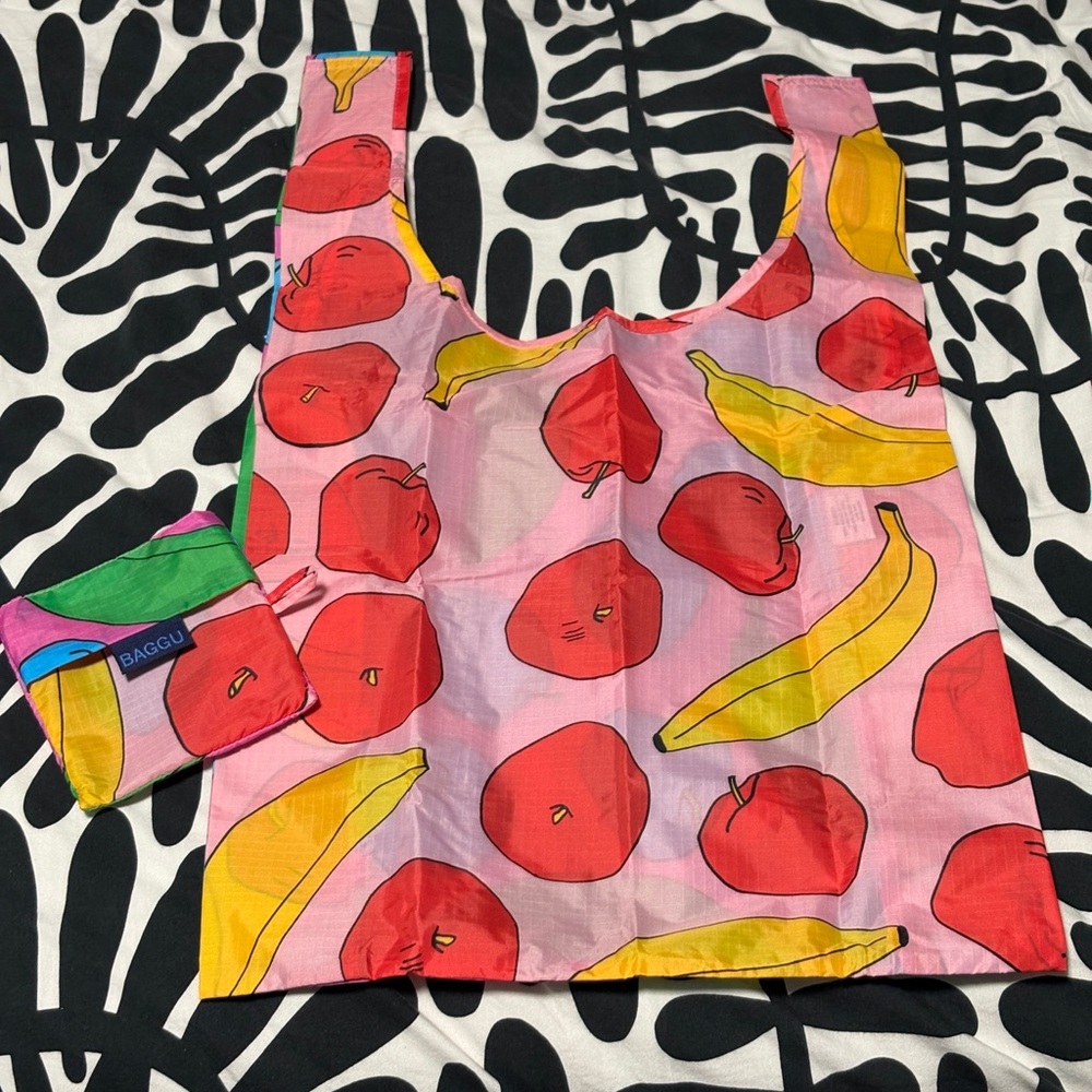 BAGGU Double Sided Fruits Reusable Bag 
Used in great condition.